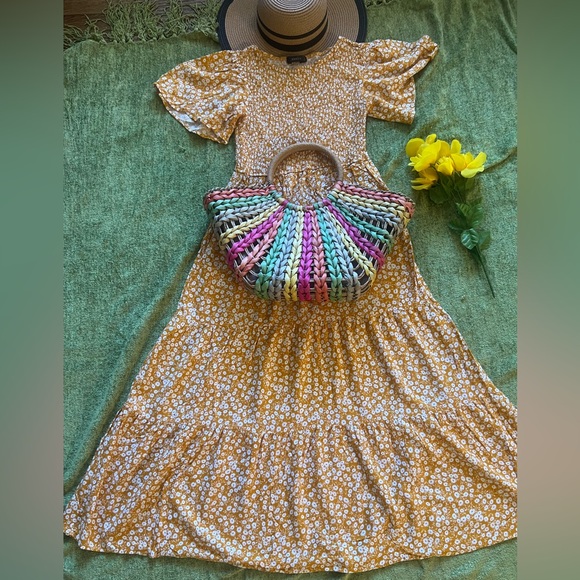 Zesica Dresses & Skirts - Zesica Maxi Dress